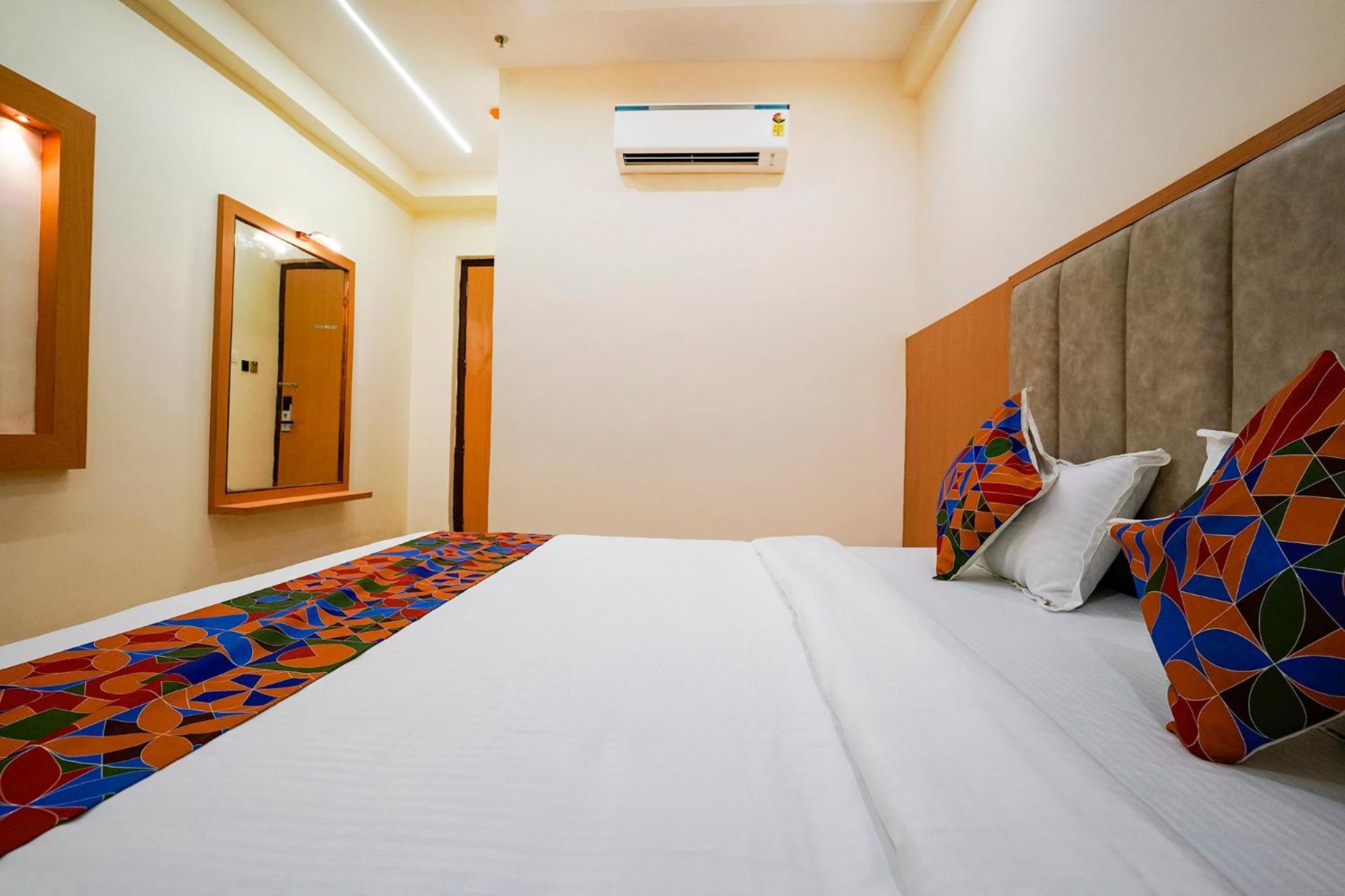Fabhotel 7 Square - Nr Bkc 뭄바이 외부 사진