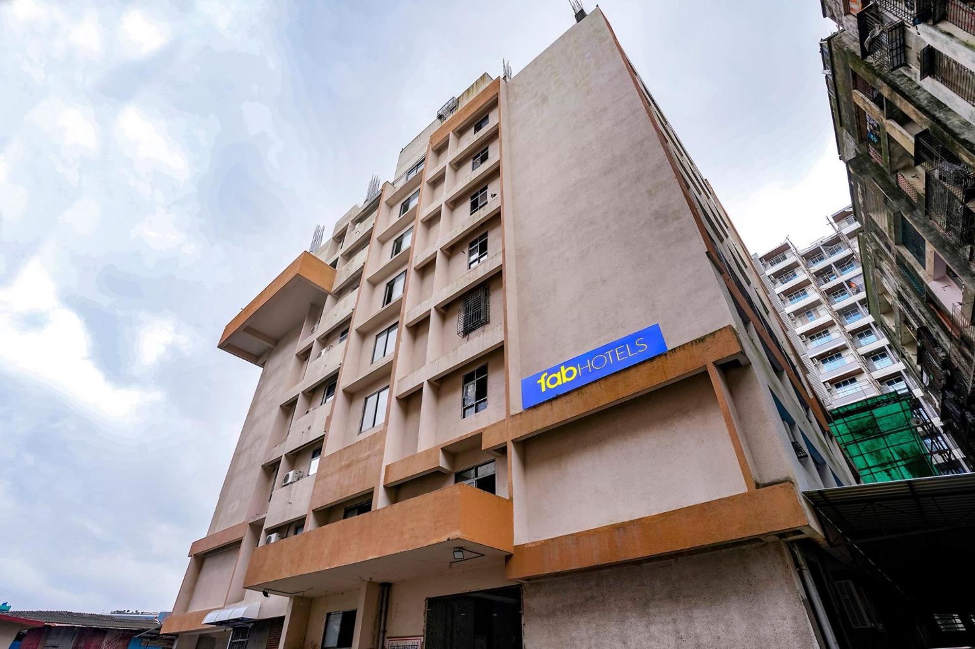 Fabhotel 7 Square - Nr Bkc 뭄바이 외부 사진
